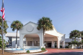  Days Inn by Wyndham St. Petersburg / Tampa Bay Area  Сент-Питерсберг